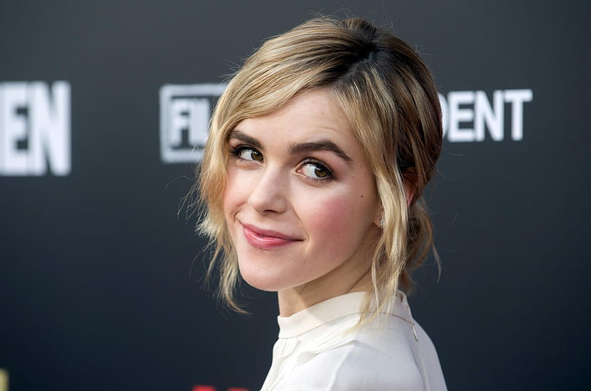 Kiernan Shipka Net Worth