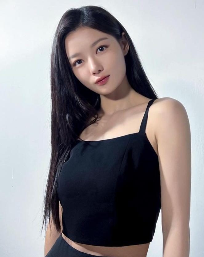 kim yoo jung